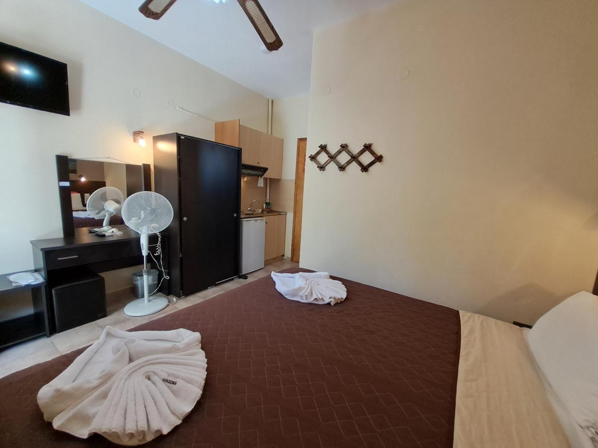 Gorgona Hotel Patitiri Eksteriør billede